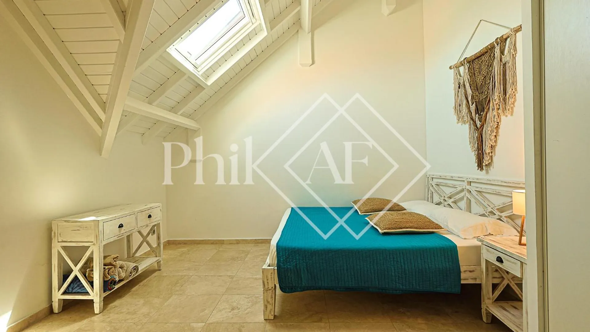 5 Bed-Rooms Beach-Front Duplex Of 189 M2 At Orient Beach Colombier Apartment