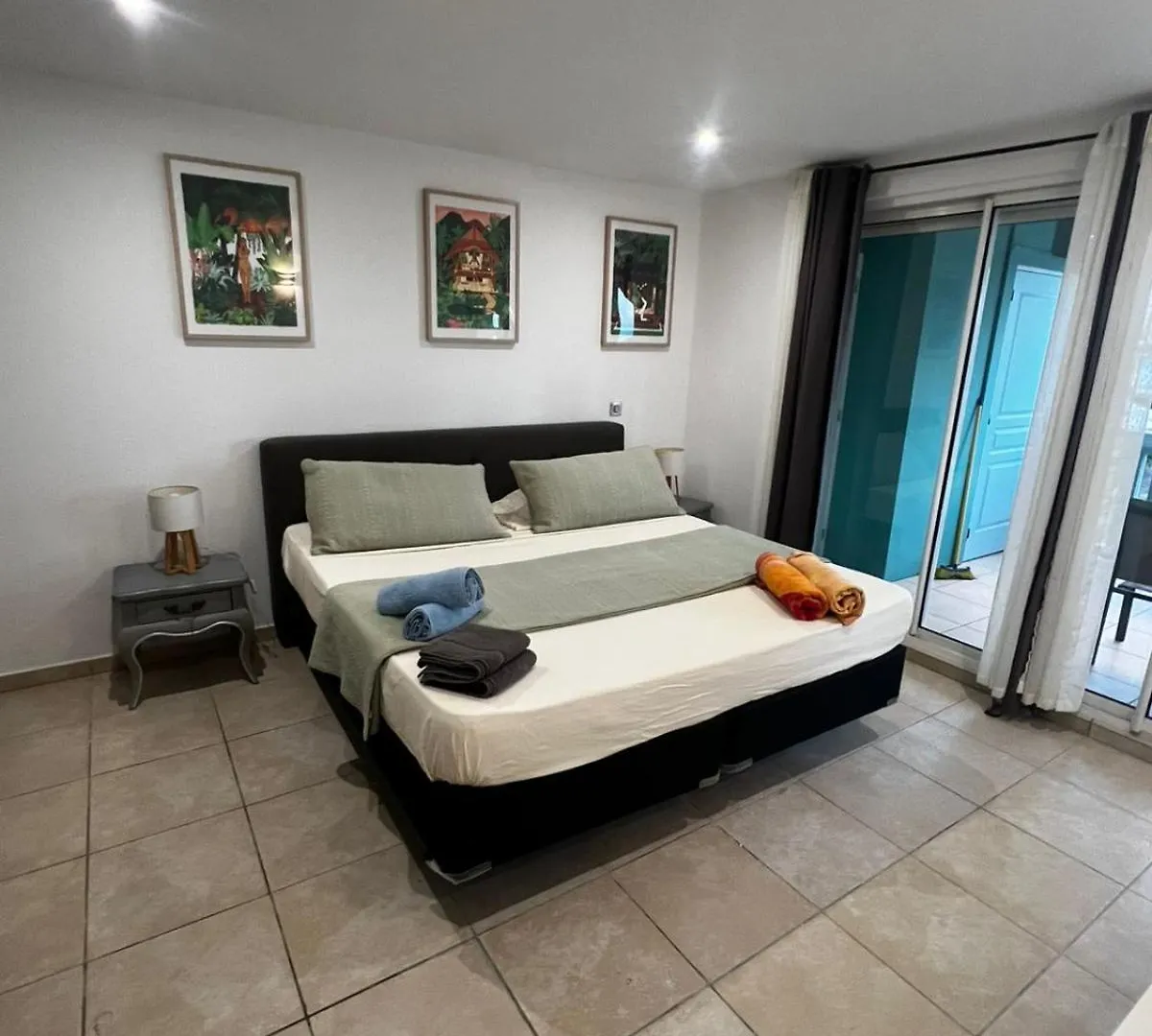 Apartment 5 Bed-Rooms Beach-Front Duplex Of 189 M2 At Orient Beach Colombier